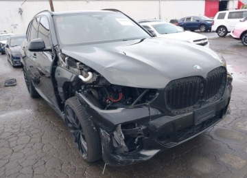 BMW X5 G05 M SUV 4.4 M50i 530KM 2020 BMW X5 M 2020r., M50i, 4.4L, od ubezpieczalni 4.4 Benzyna 530KM, zdjęcie 8