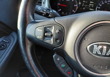 Kia Carens IV Minivan 1.7 VGT CRDI 136KM 2015 Kia Carens 1.7 Diesel 136KM, zdjęcie 14