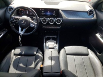 Mercedes GLA II 2022 Mercedes-Benz GLA 250 4Matic 2022 2.0 Benzyna 221KM, zdjęcie 8