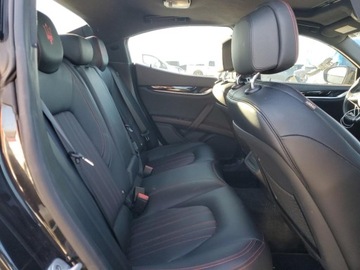 Maserati Ghibli III 2022 Maserati Ghibli Modena 2022 3.0l 3.0 Benzyna 424KM, zdjęcie 9