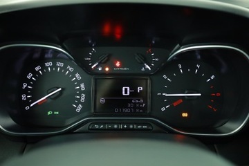 Citroen C3 Aircross  I Crossover Facelifting 1.2 PureTech 130KM 2023 Citroen C3 Aircross 1.2 PureTech, Salon Polska, zdjęcie 7