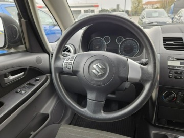 Suzuki SX4 I Hatchback Facelifting 1.6 VVT 120KM 2010 Suzuki SX4 1,6 benzyna 120KM salon polska 4X4, zdjęcie 9