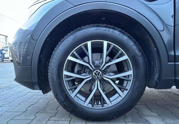 Volkswagen Tiguan II SUV Facelifting 1.5 TSI 150KM 2021 Volkswagen Tiguan Life Pakiet Premium, FV 23, ACC, Kamera cofania, Asyste, zdjęcie 37