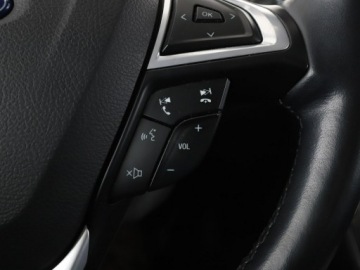 Ford Mondeo V Kombi Facelifting 2.0 EcoBlue 150KM 2020 Ford Mondeo FV23% Titanium automat navi kamera, zdjęcie 32