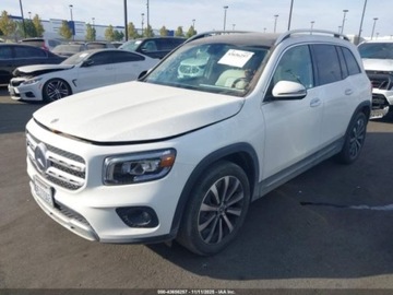 Mercedes GLB 2022 Mercedes-Benz GLB 250, 2022r., 2.0L 2.0 Benzyna 221KM, zdjęcie 1