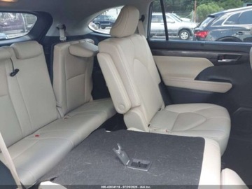 Toyota Highlander III 2023 Toyota Highlander Limited 2023 2.4l 2.4 Benzyna 265KM, zdjęcie 12