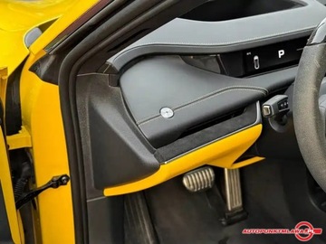 Xiaomi SU7 2025 Xiaomi SU7 Ultra Auto Punkt Elektryczny 1548KM, zdjęcie 9