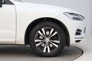 Volvo XC60 II Crossover T8 Twin Engine 390KM 2020 Volvo XC60 T8 Twin Engine, Salon Polska, zdjęcie 14
