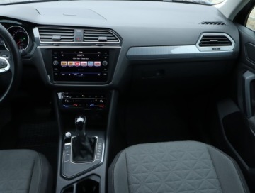 Volkswagen Tiguan II SUV 2.0 TDI 150KM 2020 VW Tiguan 2.0 TDI, Salon Polska, Serwis ASO, DSG, zdjęcie 7