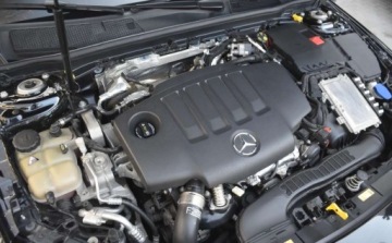 Mercedes Klasa A W177/V177 2021 Mercedes-Benz Klasa A Mercedes-Benz Klasa A 200 CDI (BlueEFFICIENCY) 7G-DC, zdjęcie 11