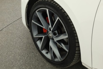 Skoda Superb III Kombi 2.0 TDI 150KM 2015 Skoda Superb 2.0 TDI, Automat, Skóra, Navi, Xenon, zdjęcie 18