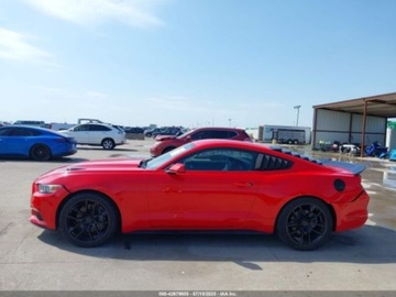 Ford Mustang VI 2017 Ford Mustang Gt fastback 5.0 Benzyna 435KM, zdjęcie 4