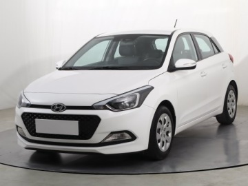 Hyundai i20 II Coupe 1.2 MPI 84KM 2017 Hyundai i20 1.2, Salon Polska, 1. Właściciel, zdjęcie 1