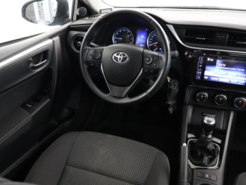 Toyota Corolla XI Sedan Facelifting 1,6 Valvematic 132KM 2018 Toyota Corolla 1.6 Valvematic, Salon Polska, zdjęcie 6