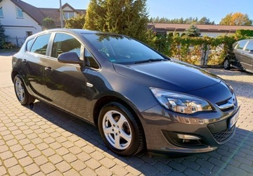 Opel Astra J GTC 1.4 100KM 2014 Opel Astra J 1.4 Sprowadzona, zdjęcie 1