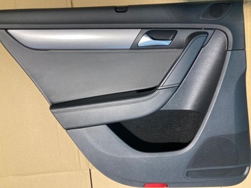 ОБИВКА ЗАДНЕЙ ДВЕРИ С ШТОРКАМИ VW PASSAT B7 COMBI КОЖА