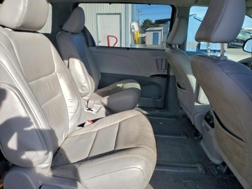 Toyota Sienna III 2018 Toyota Sienna XLE, V6, od ubezpieczalni 3.5 Benzyna 296KM, zdjęcie 9