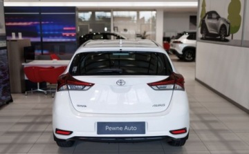 Toyota Auris II Hatchback 5d Facelifting 1.33 Dual VVT-i 99KM 2016 Toyota Auris 1.33 VVT-i Active 1.3 Benzyna 99KM, zdjęcie 5