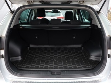 Kia Sportage IV SUV Facelifting 1.6 T-GDI 177KM 2019 Kia Sportage 1.6 T-GDI, Salon Polska, zdjęcie 13