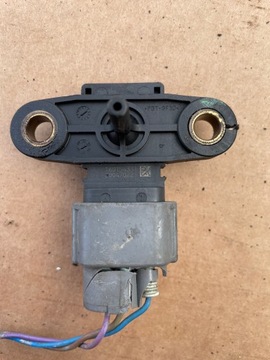 22365EB300 NAVARA D40 SENZOR MAP SENSOR PODPORA