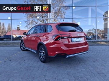 Fiat Tipo II Station Wagon Facelifting 1.5 Hybrid 130KM 2023 Fiat Tipo Cross SW RED by Red Hybrid 130KM DEMO FV23%, zdjęcie 3