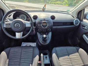 Mazda 2 II Hatchback 5d 1.3 86KM 2010 Mazda 2 MAZDA 2 Z ROKU 2010 1.3 Stan Bdb Klima Sprawna Ladne Opony 149000, zdjęcie 7