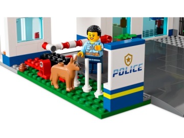 LEGO City 60316 Полицейский участок Полицейский участок 668 кубиков 6+