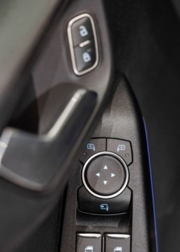 Ford Fiesta VII Hatchback 3d Facelifting 1.0 EcoBoost 100KM 2017 Ford Fiesta 1.1 Trend Benzyna 100KM, zdjęcie 19