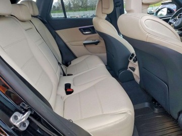 Mercedes GLC C254/X254 2023 Mercedes-Benz GLC 300 4Matic 2023 2.0 Benzyna 255KM, zdjęcie 10