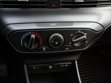 Hyundai Bayon SUV 1.0 T-GDI 100KM 2023 Hyundai Bayon WD1708T#1.0 T-GDI Modern Wirtualny, zdjęcie 16