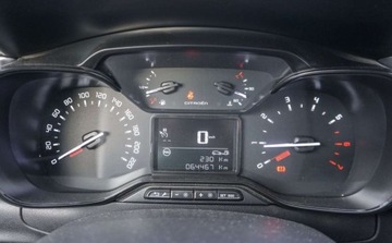 Citroen C3 III Hatchback 1.2 PureTech 82KM 2019 Citroen C3 1,2 PureTech 83 KM 1.2 Benzyna 82KM, zdjęcie 13