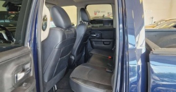 Dodge Ram IV 2017 Dodge RAM 5.7 Hemi 394KM Kanada Pick-Up 5.7 Benzyna 394KM, zdjęcie 11