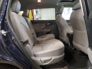 Toyota Highlander III 2021 Toyota Highlander 2021 TOYOTA HIGHLANDER HYBRID XLE 2.5 Hybryda 243KM, zdjęcie 10