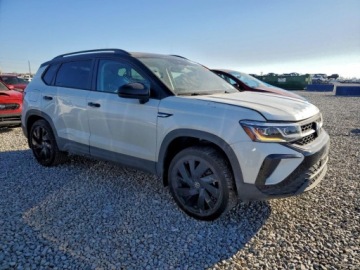 Volkswagen 2024 Volkswagen Inny 2024 VOLKSWAGEN TAOS SE 1.5 Benzyna 174KM, zdjęcie 3