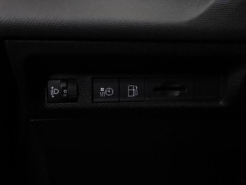 Peugeot 308 III Hatchback Plug-In 1.6 Hybrid 180KM 2022 Peugeot 308 PHEV półskóra i-cocpit navi klima, zdjęcie 38