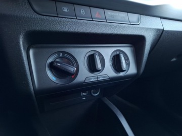 Skoda Fabia III Hatchback Facelifting 1.0 MPI 60KM 2021 Skoda Fabia Ambition, 1.0 + LPG, Salon Polska, ASO, zdjęcie 15