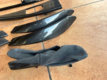 BMW F30 F31 F32 F36 F80 F82 Listwy Wnętrza Konsoli Dekory CARBON Zestaw