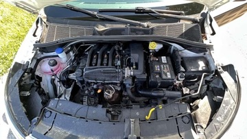 Citroen C4 Cactus Crossover 1.2 PureTech 82KM 2014 Citroen C4 Cactus Raty 1.2 benz Kamera Tablet Navi Klimatronic Panorama G, zdjęcie 37