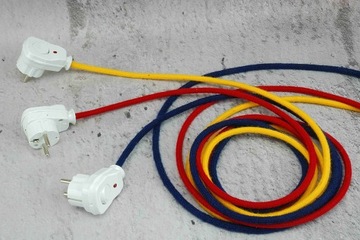 biała wtyczka z przełącznikiem loftowa loft retro