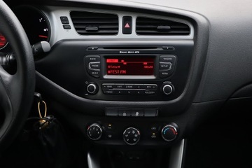 Kia Ceed II Hatchback 5d 1.4 DOHC 100KM 2012 Kia Ceed 1.4 CVVT, Salon Polska, Serwis ASO, zdjęcie 12