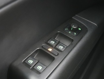 Skoda Superb II Kombi 2.0 TDI CR DPF 140KM 2012 Skoda Superb 2.0 TDI, DSG, Navi, Xenon, Klima, zdjęcie 16