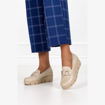 МОКАСИНЫ НА ТЕЛЕЖКЕ ЖЕНСКИЕ, КОЖА, ЦЕПОЧКА, размер 37