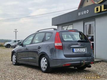 Hyundai i30 I CW Facelifting 1.4 DOHC 109KM 2010 Hyundai i30 Hak Usb iPOD Aux Mp3 1.4 Benzyna 109KM, zdjęcie 8