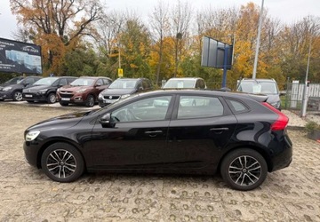 Volvo V40 II Cross Country 2.0 D3 DRIVE-E 150KM 2016 Volvo V40 Bardzo zadbany pelen serwis 2.0 Diesel 150KM, zdjęcie 4