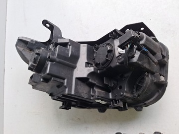 HYUNDAI H-1 I800 17-> SVĚTLO LEVÝ UK