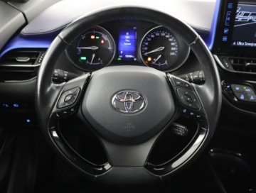 Toyota C-HR I Crossover 1.8 Hybrid 122KM 2017 Toyota C-HR 1.8 Hybrid, Salon Polska, Automat, zdjęcie 14