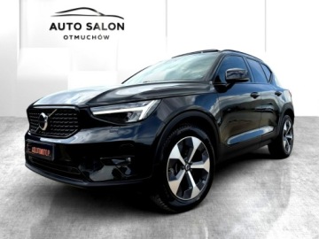 Volvo XC40 Crossover Facelifting 2.0 B3 163KM 2023 Volvo XC 40 RECHARGE nawi ful led SKÓRA panorama