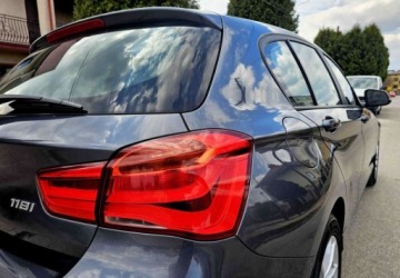 BMW Seria 1 F20-F21 Hatchback 5d Facelifting 2017 118i 136KM 2018 BMW Seria 1 BMW Seria 1 118i Edition Metropolitan 1.5 Benzyna 136KM, zdjęcie 9