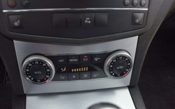 Mercedes Klasa C W204 Limuzyna 1.8 180 K 156KM 2008 Mercedes-Benz Klasa C 1.8B Kompresor 100 TYS KM Super Stan Sprowadzony Opl, zdjęcie 25