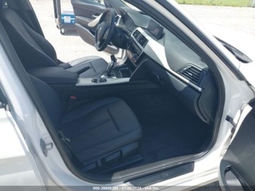 BMW Seria 3 F30-F31-F34 2016 BMW Seria 3 BMW 3 Series 320i 2.0 Benzyna 180KM, zdjęcie 5